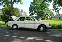 Oldtimer day at Ruinerwold: 1971 Mercedes-Benz 220 D