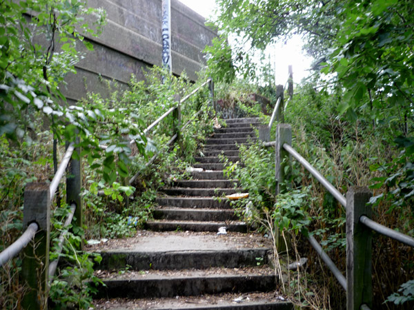 Steps up to the A2