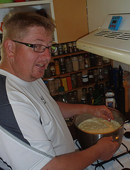 Tiny making halloumi cheese