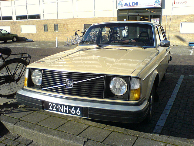 1976 Volvo 244 DL