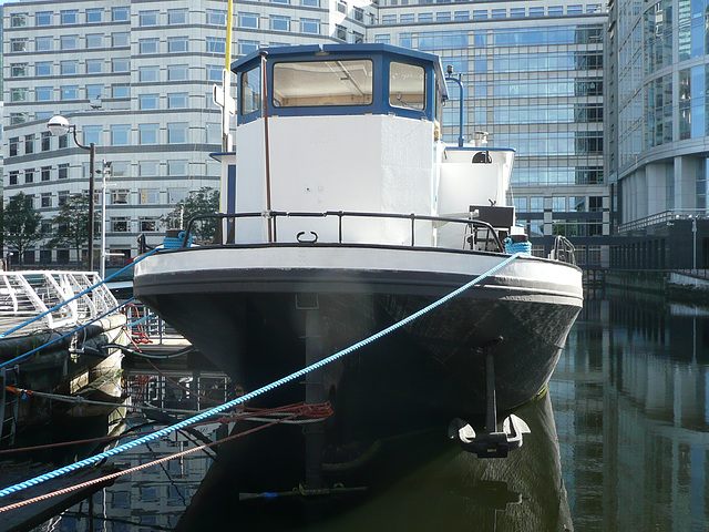 st.peter's floating church, west india dock, london