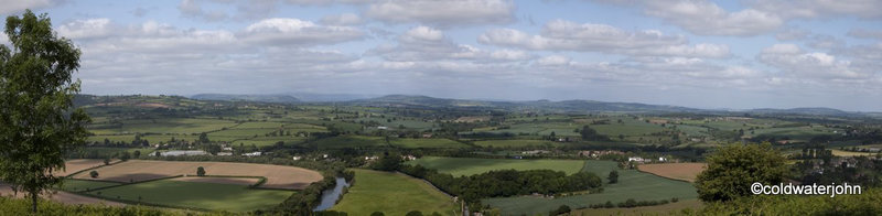 Pan of the Wye Valley from Coppett's Hill, Goodrich, Herefordshire