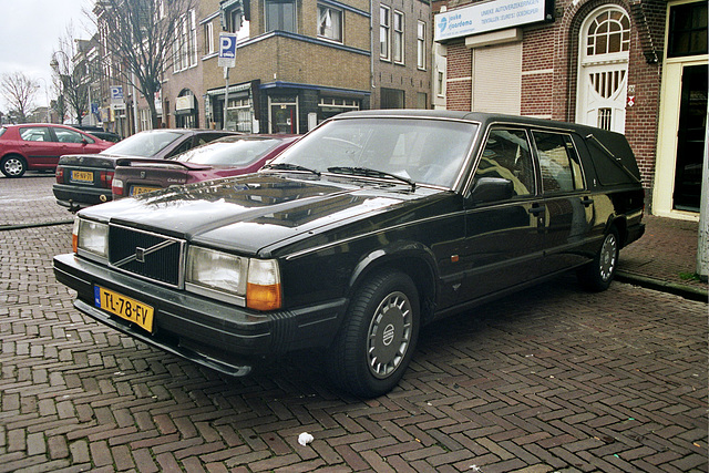 1990 Volvo 740 GL hearse