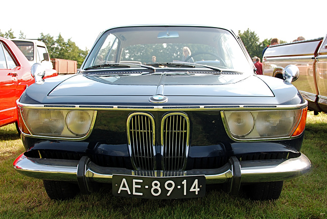 Oldtimer day at Ruinerwold: 1966 BMW 2000 CS