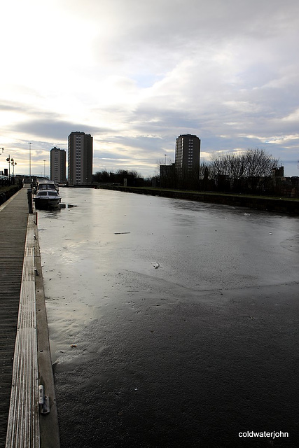 Frozen Clyde Forth Canal at Speirs Wharf 5321003886 o