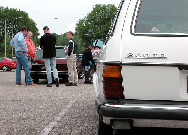 W123 Club meet 'n drive