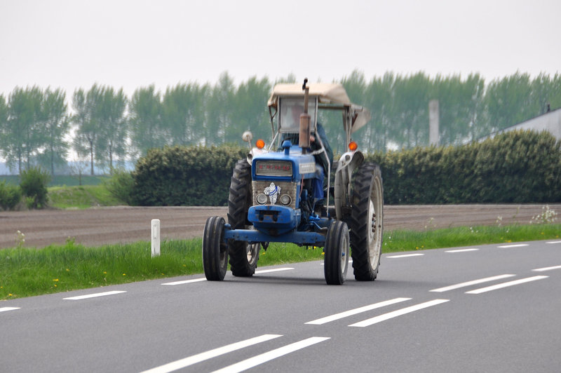 Ford tractor