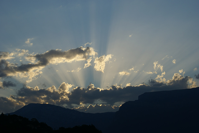 Sonnenaufgang am Monte Baldo. ©UdoSm