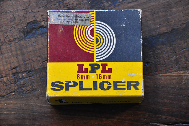 Film splicer