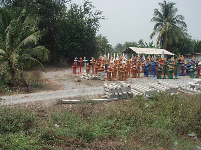 bus to Ayuthaya