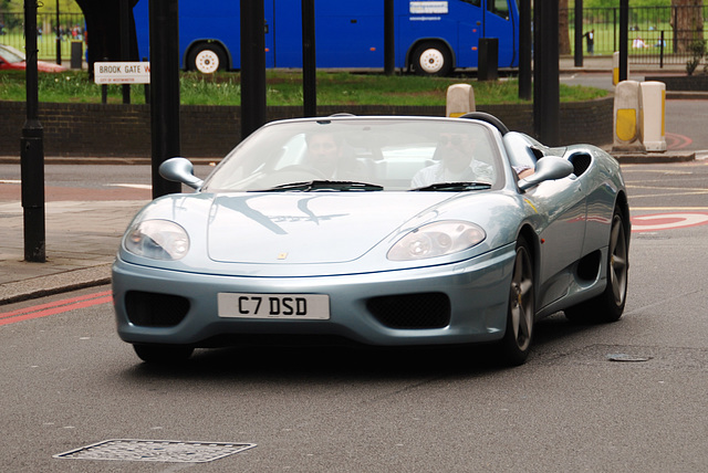 London vehicles: Ferrari