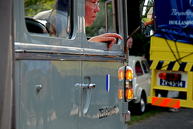 Oldtimer day at Ruinerwold: The 1957 Mercedes-Benz L 312 /42 is turning a corner