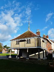 new buckenham market cross