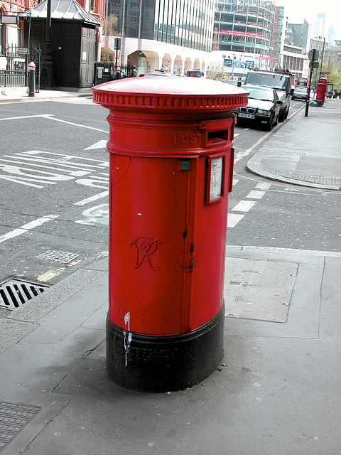 Post box from the reign of Queen Victoria