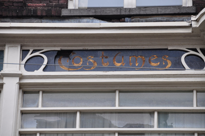 Jugendstil lettering
