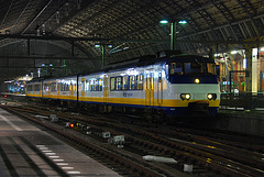 Sprinter 2950 at Amsterdam Central Station