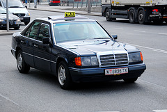 Mercedes-Benz W124 in Vienna