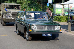 Oldtimer day at Ruinerwold: 1970 Volvo 145
