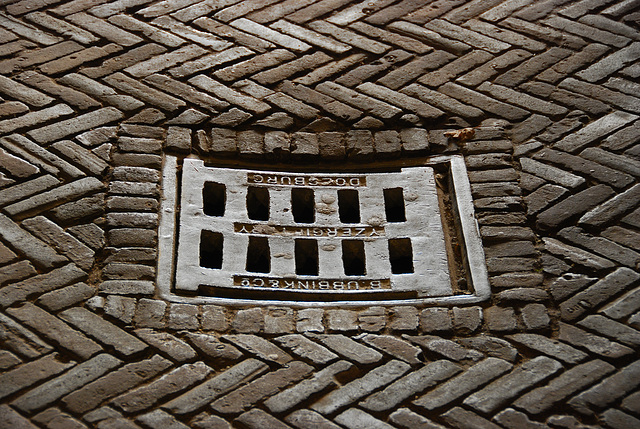 Drain cover of B. Uddink & Co Yzergietery, Doesburg