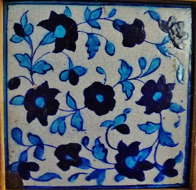 islamic flower tile