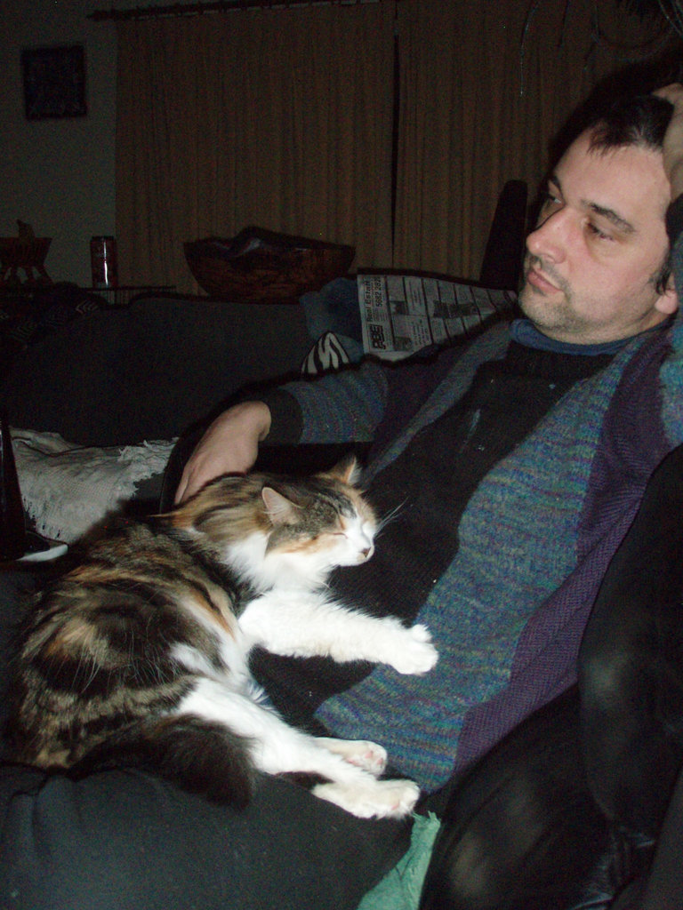 Leeloo on Ad's lap