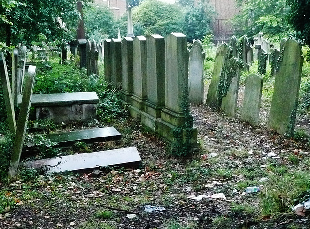 jewish cemetery, kingsbury rd, london