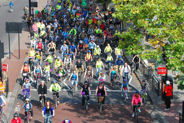 Skyride, Embankment