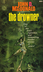 John D. MacDonald - The Drowner