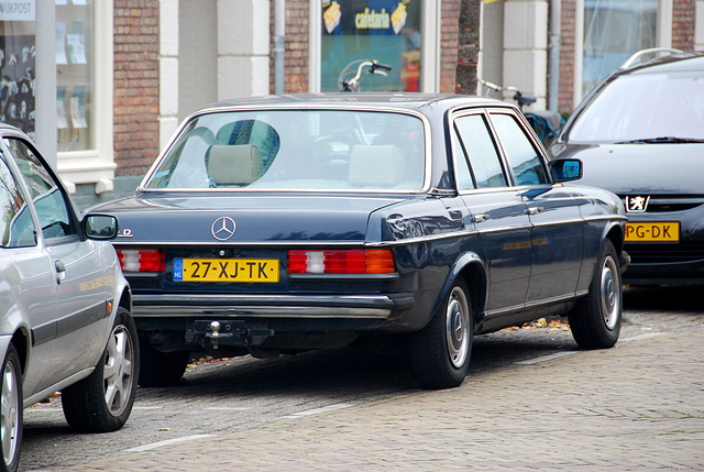 1982 Mercedes-Benz 240 D