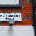 Dr Johnson's House this way