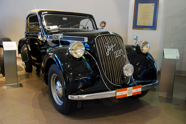 1938 Steyr 220 Cabriolet