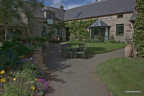 Sunshine and shadow in the courtyard