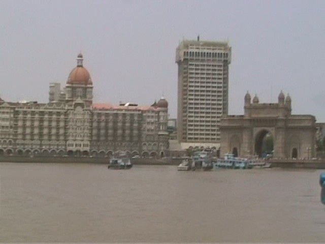 Bombay Gateway and Taj hotel