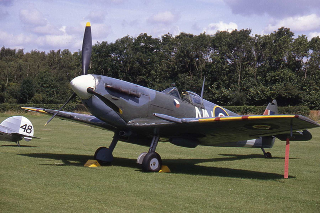 Spitfire Vb AR501/ G-AWII #2