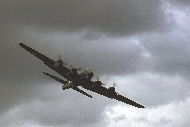 Boeing B-17F 123385/ G-BEDF 'Memphis Belle' #3