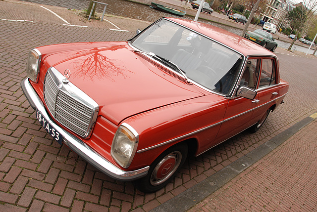 1973 Mercedes-Benz 240 D