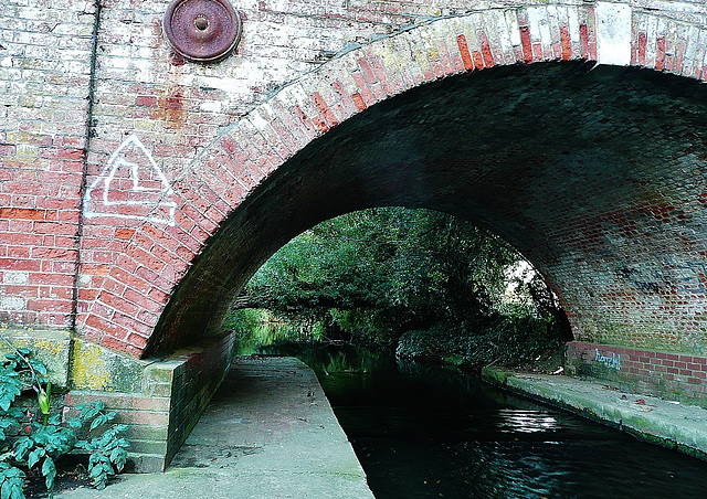 abbey bridge, eye