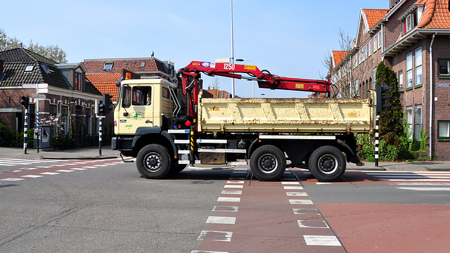 Truck crossing, while I wait at the traffic light