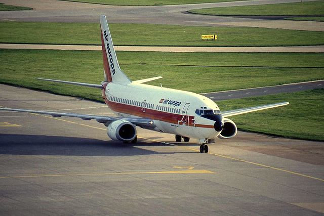 Boeing 737-300 EC-FKI (Air Europa)