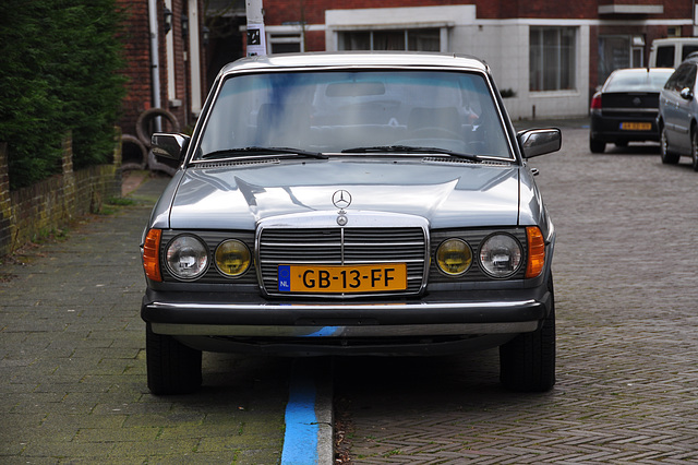 1982 Mercedes-Benz 300 D