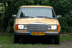 1977 Mercedes-Benz 240 D