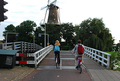 My bike ride home: crossing the moat and entering Leiden