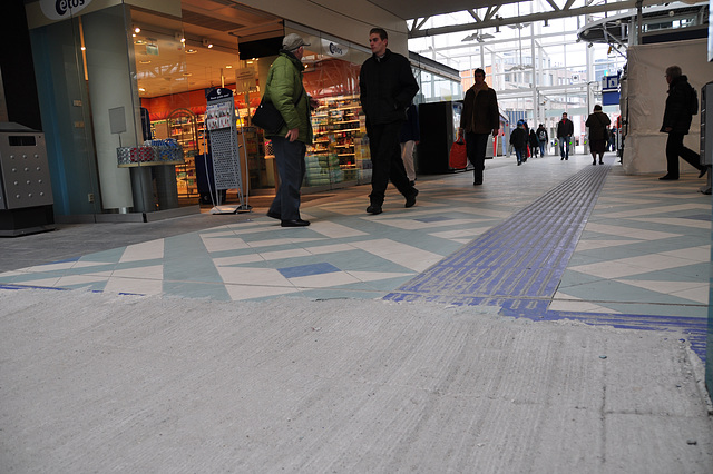 New tiles on the Leiden Central station floor New tiles on the Leiden Central station floor