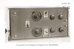 Front view of a four-lamp receiver for all wave bands