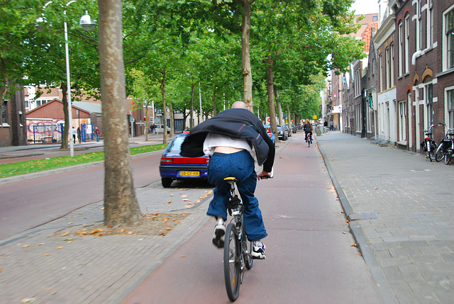 My bike ride home: overtaken by another cyclist