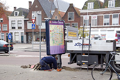 After the celebrations of Leiden's Relief, street furniture has to be put back