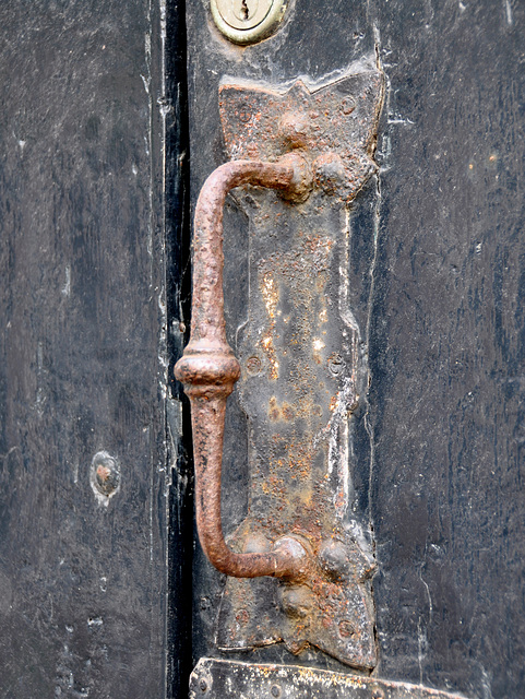 Old door handle in Haarlem