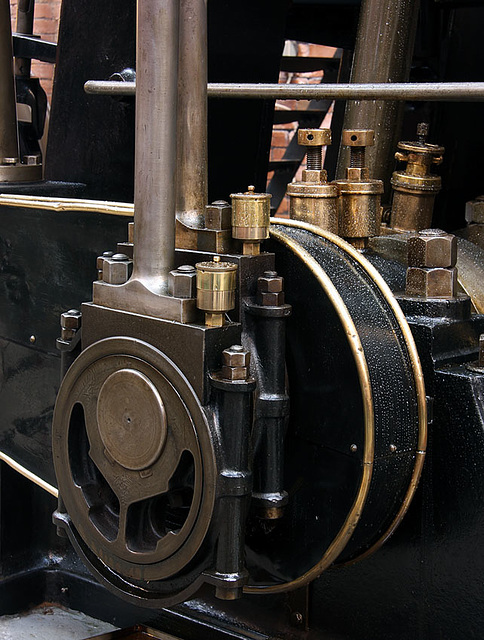 Diamond Ropeworks engine detail