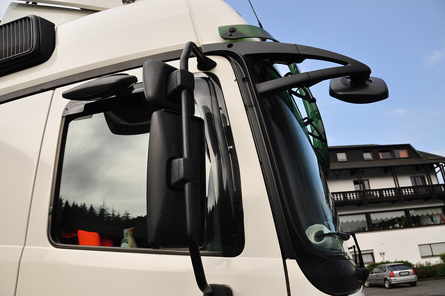 Mirrors on a truck