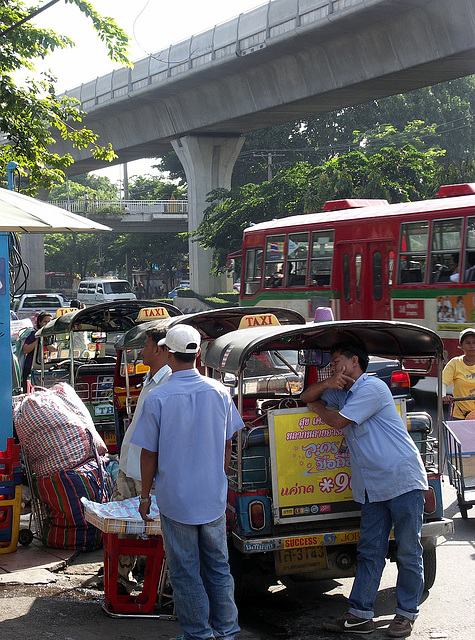 Flyover, bus, tuk-tuk